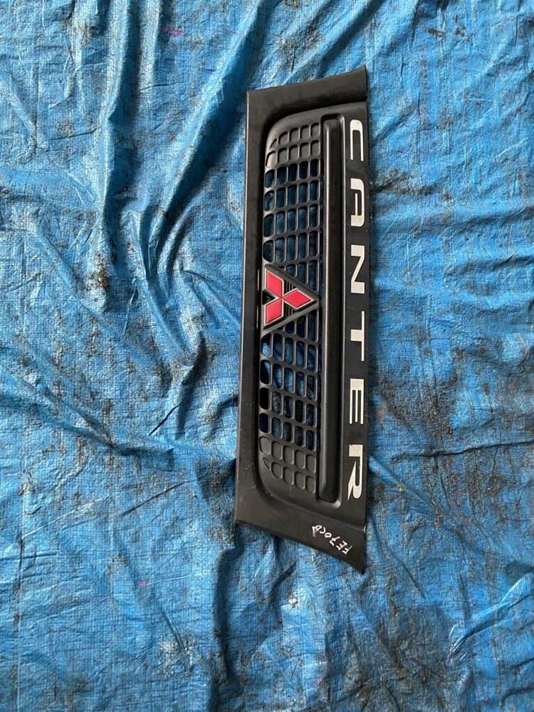 Решетка радиатора Мицубиси Кантер в Чебоксарах 209116