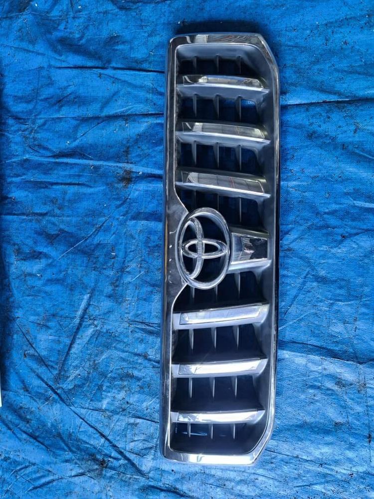 Решетка радиатора Тойота Ленд Крузер Прадо в Чебоксарах 227691