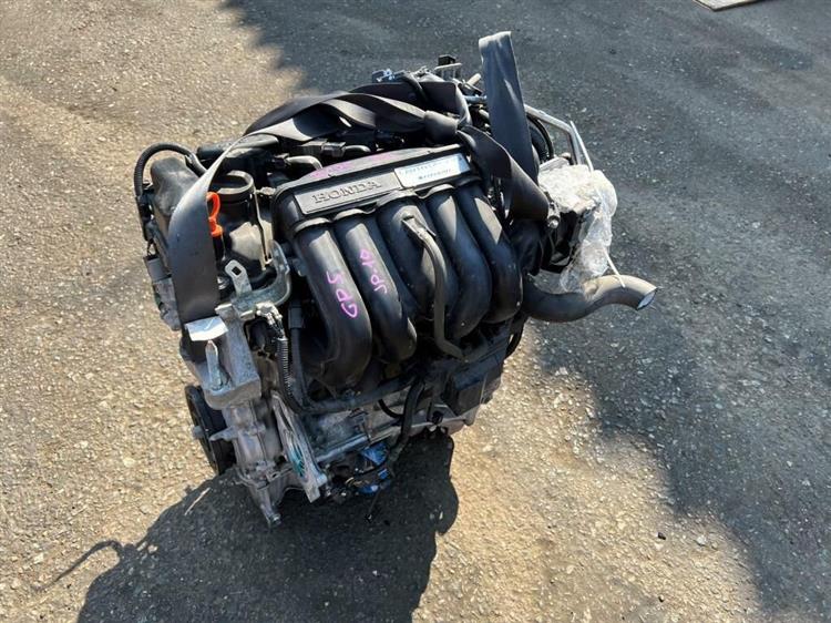 Двигатель Хонда Фит в Чебоксарах 241059