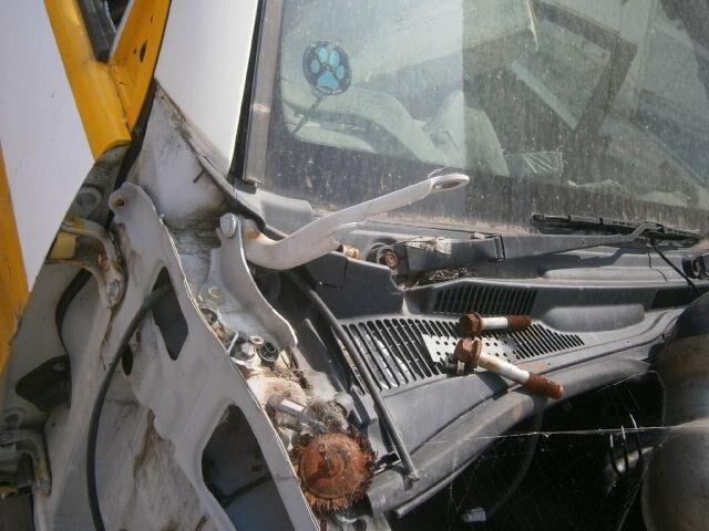 Решетка под лобовое стекло Тойота Хайлюкс Сурф в Чебоксарах 29486