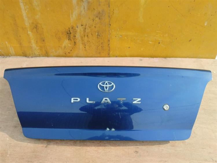 Крышка багажника Тойота Платц в Чебоксарах 50762