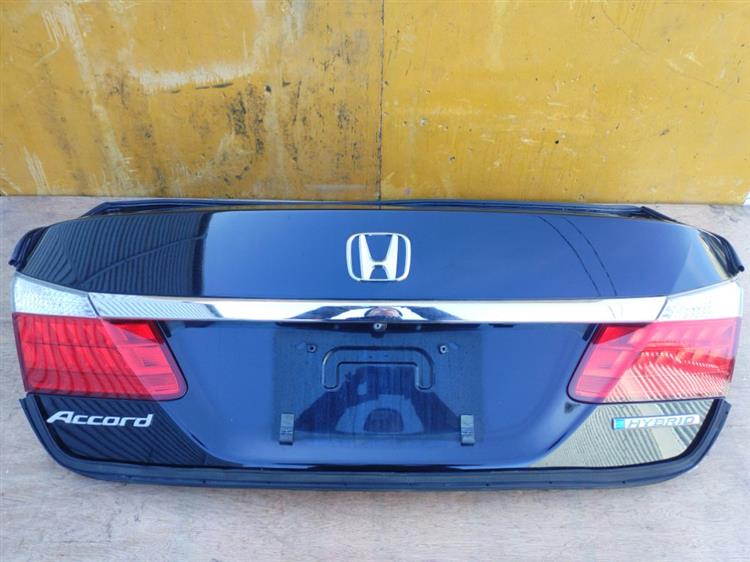Крышка багажника Хонда Аккорд в Чебоксарах 50872