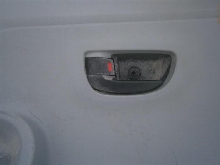 Дверь Тойота Приус в Чебоксарах 66102