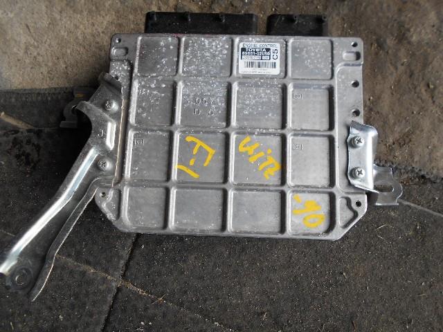 Блок управления ДВС Тойота Витц в Чебоксарах 695662